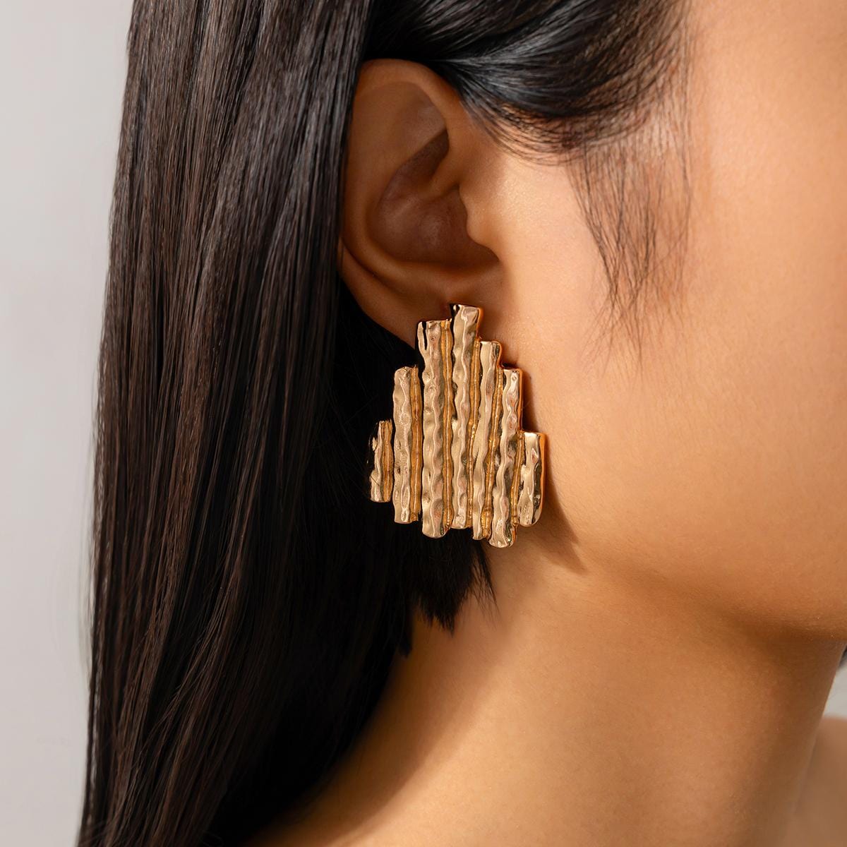 Chic Textured Geometric Pattern Stud Earrings