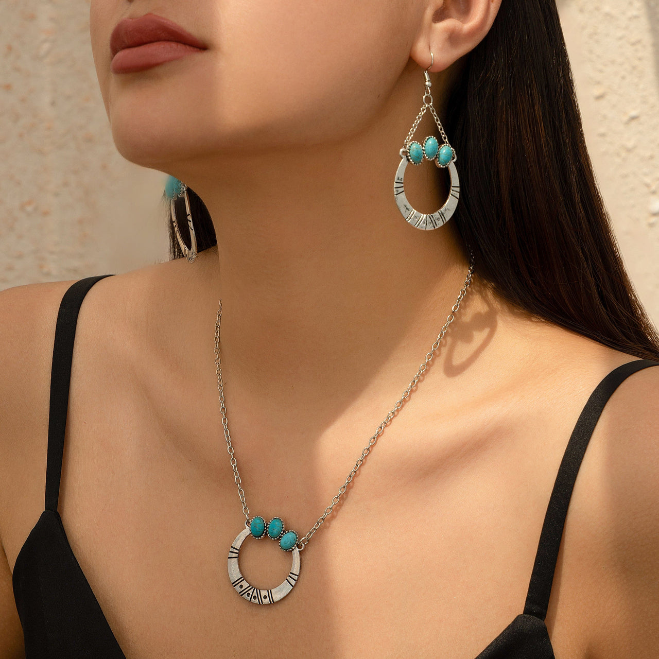 Chic Turquoise Inlaid Hoop Charm Necklace Earrings Set