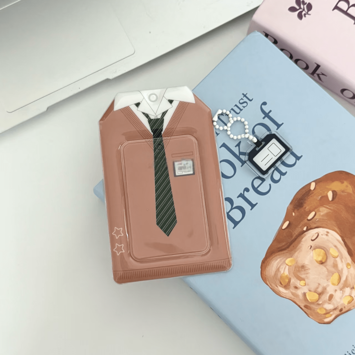 Chic Uniform Kpop Keychain Photocard Holder - ArtGalleryZen