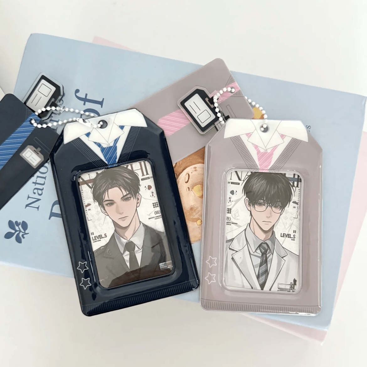 Chic Uniform Kpop Keychain Photocard Holder - ArtGalleryZen