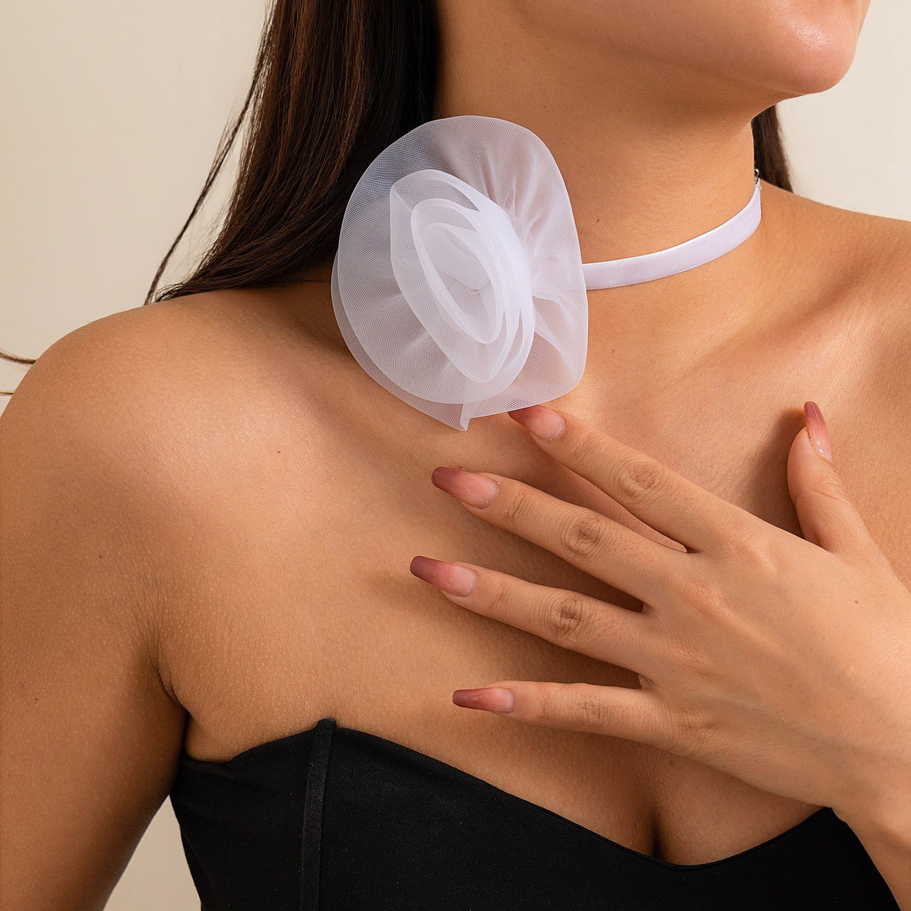 Chic White Mesh Flower Velvet Collar Choker Necklace - ArtGalleryZen