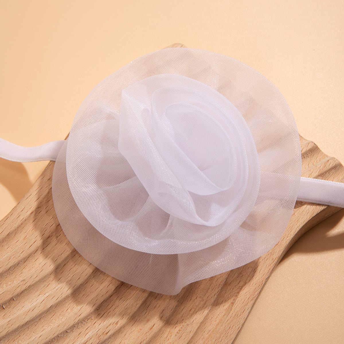 Chic White Mesh Flower Velvet Collar Choker Necklace - ArtGalleryZen