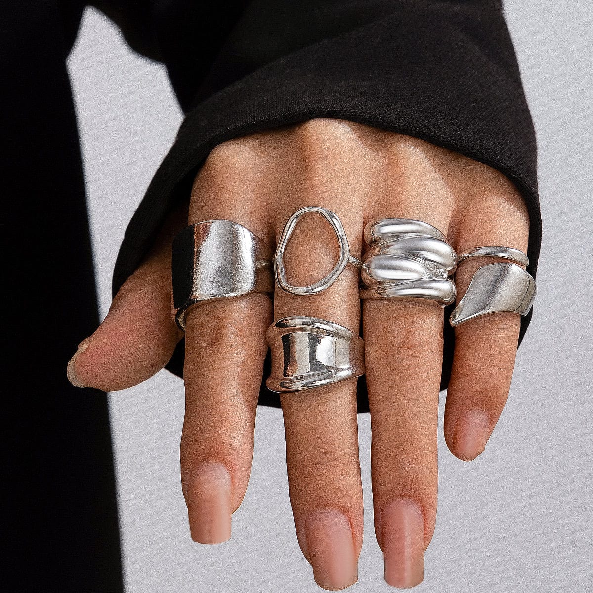 Chunky 4Pcs Hollow Oval Glossy Stackable Ring Set