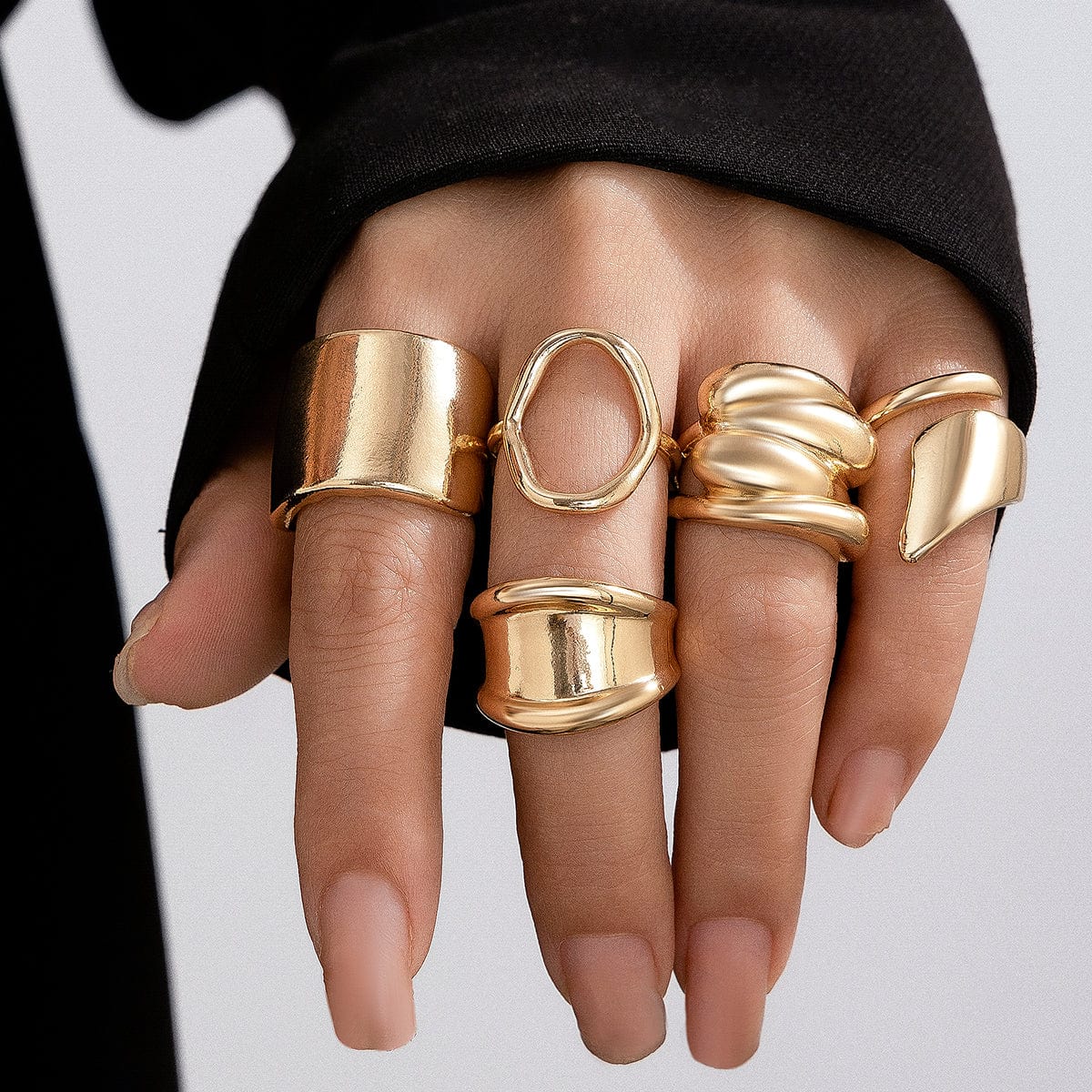 Chunky 4Pcs Hollow Oval Glossy Stackable Ring Set