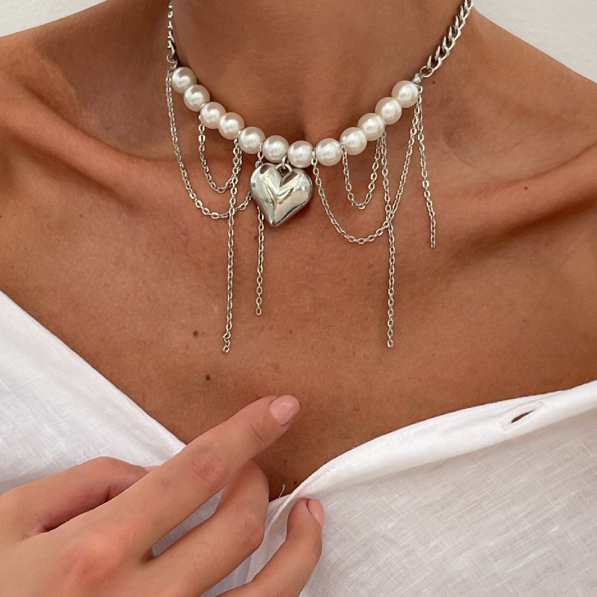 Chunky Layered Heart Pendant Pearl Curb Chain Necklace - ArtGalleryZen