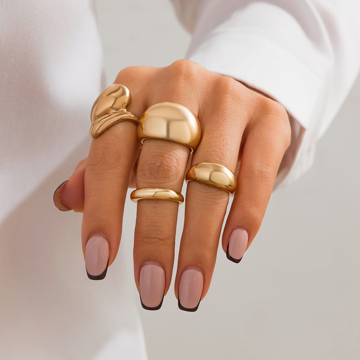 Classic 4pcs Gold Tone Chunky Stackable Ring Set