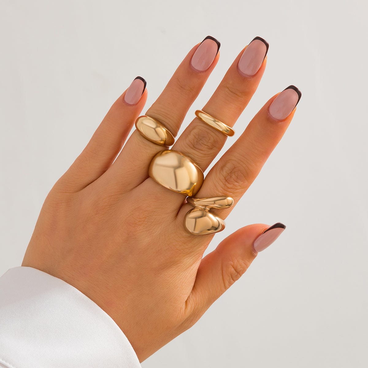 Classic 4pcs Gold Tone Chunky Stackable Ring Set