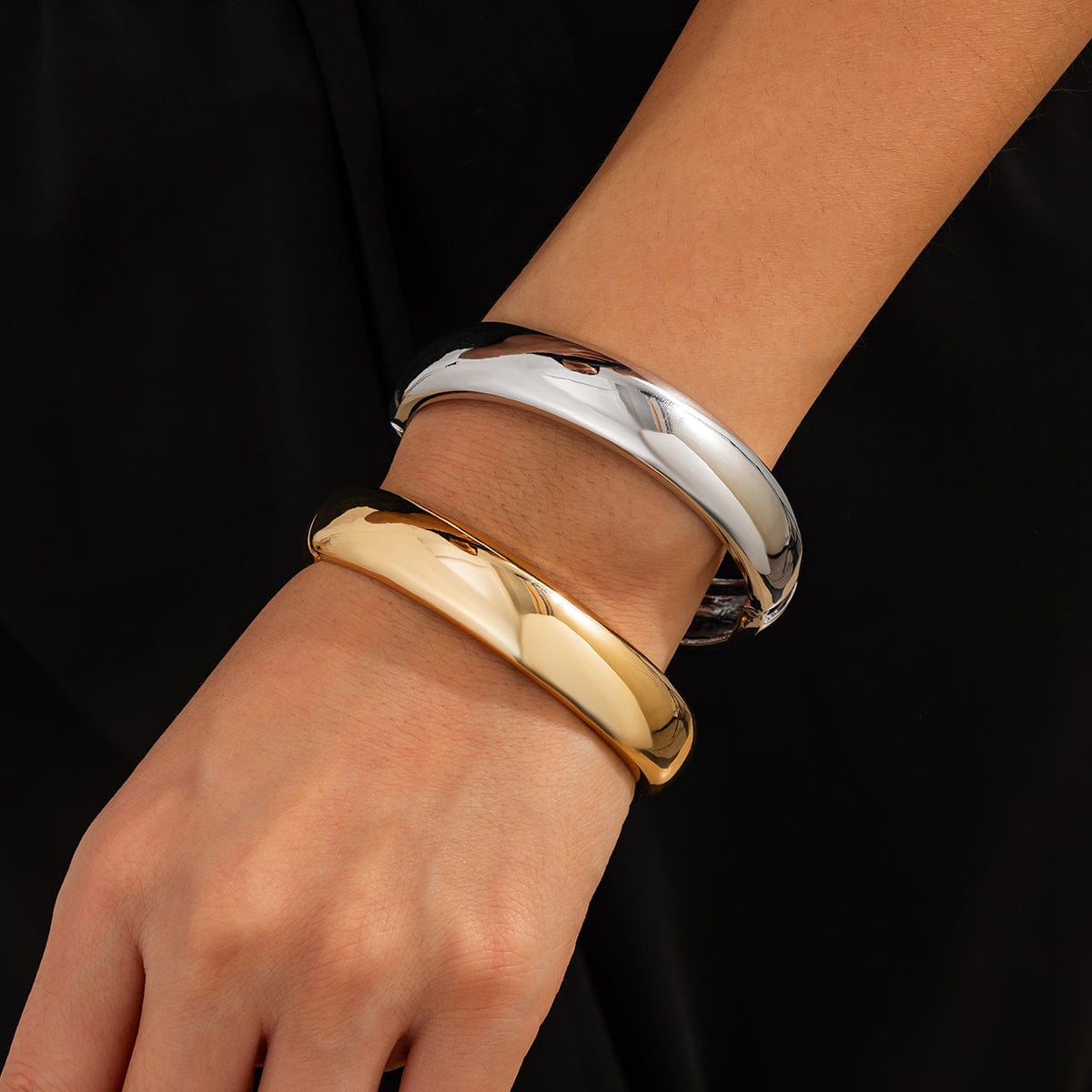 Classic Gold Silver Plated Bangle Bracelet - ArtGalleryZen