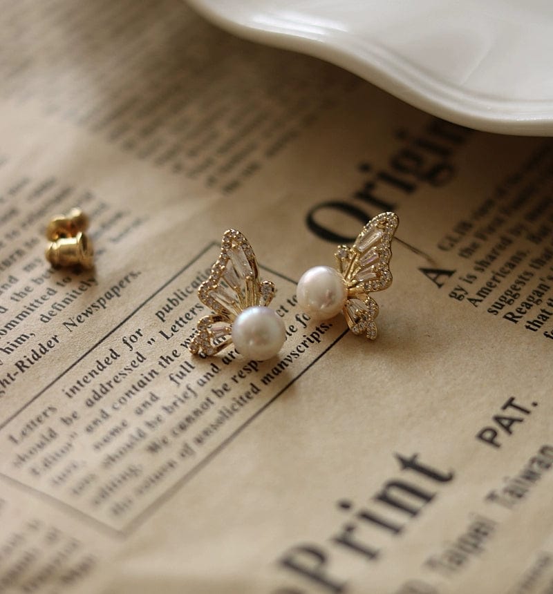 Crystal Butterfly Pearl Earrings - ArtGalleryZen