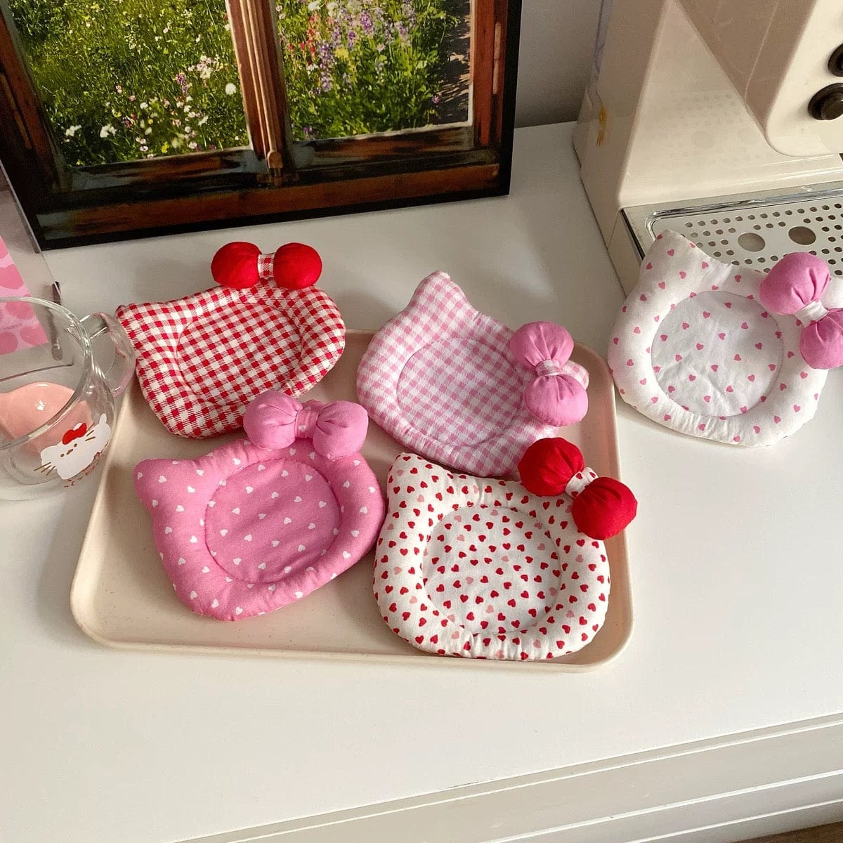 Cute Hello Kitty Shaped Fabric Coaster