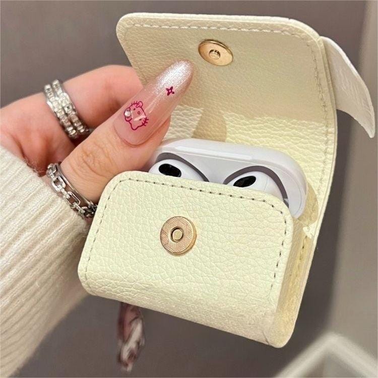 Cute Kitten Sanrio Hello Kitty AirPods Earphone Leather Case