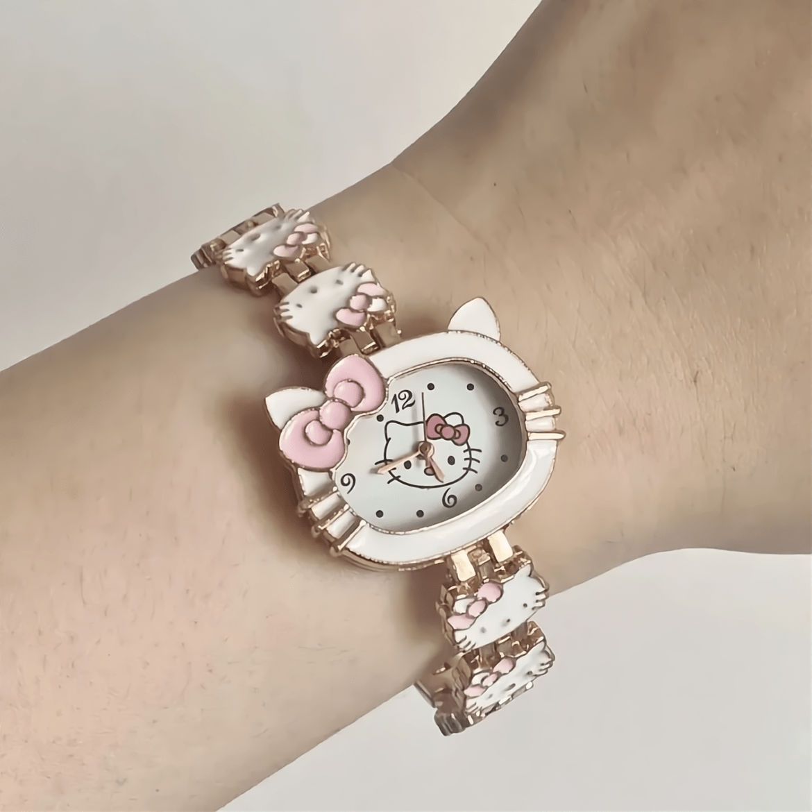 Cute Sanrio Hello Kitty Watch