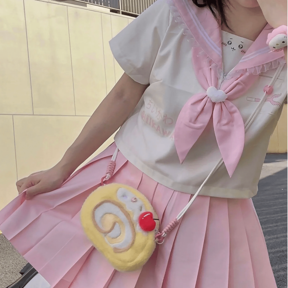 Cute Strawberry Cake Bow Crossbody Bag - ArtGalleryZen