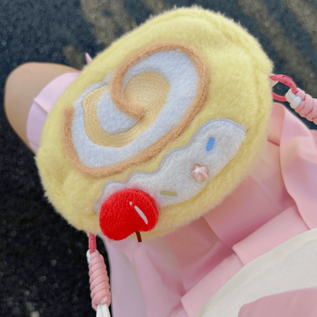 Cute Strawberry Cake Bow Crossbody Bag - ArtGalleryZen