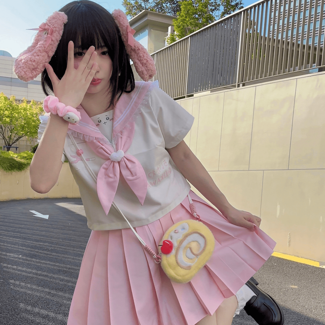 Cute Strawberry Cake Bow Crossbody Bag - ArtGalleryZen