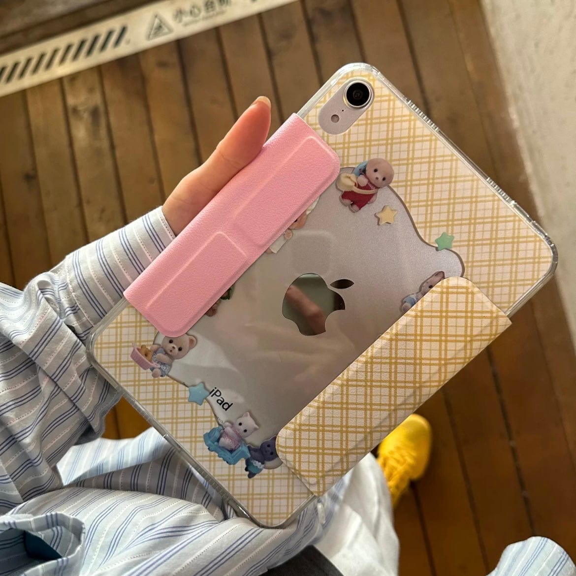 Cute Sylvanian Families Magnetic Detachable iPad Case - ArtGalleryZen