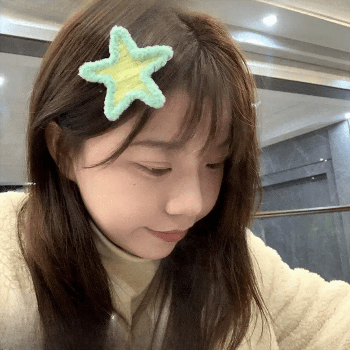 Cute Y2K Plush Star Hair Clip - ArtGalleryZen