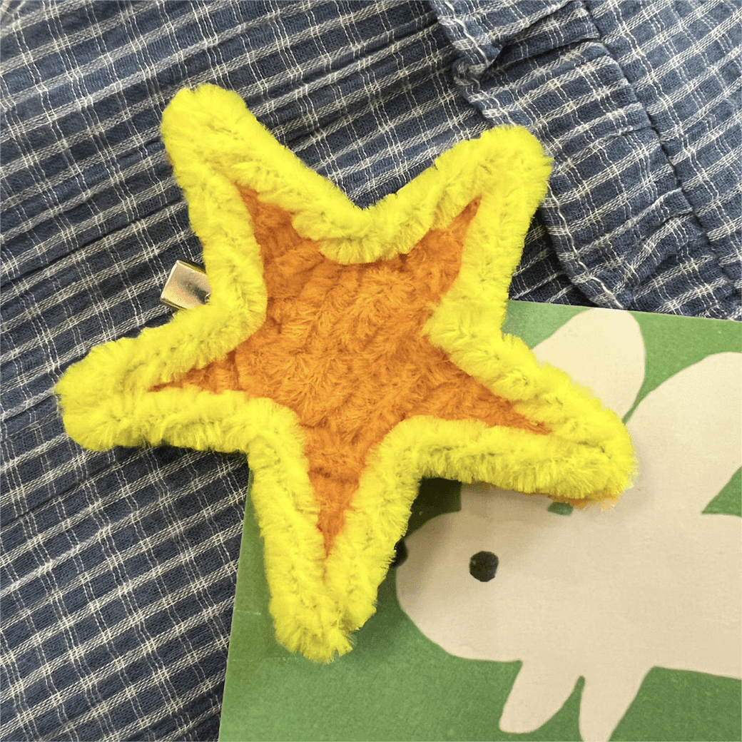 Cute Y2K Plush Star Hair Clip - ArtGalleryZen