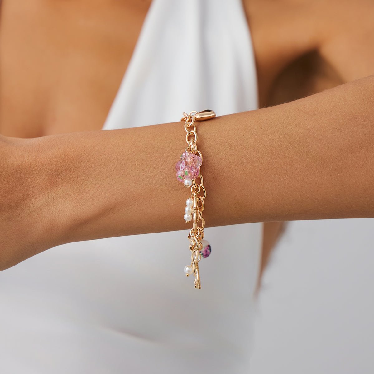 Dainty Bowknot Flower Ceramic Beads Heart Pendant Bracelet - ArtGalleryZen