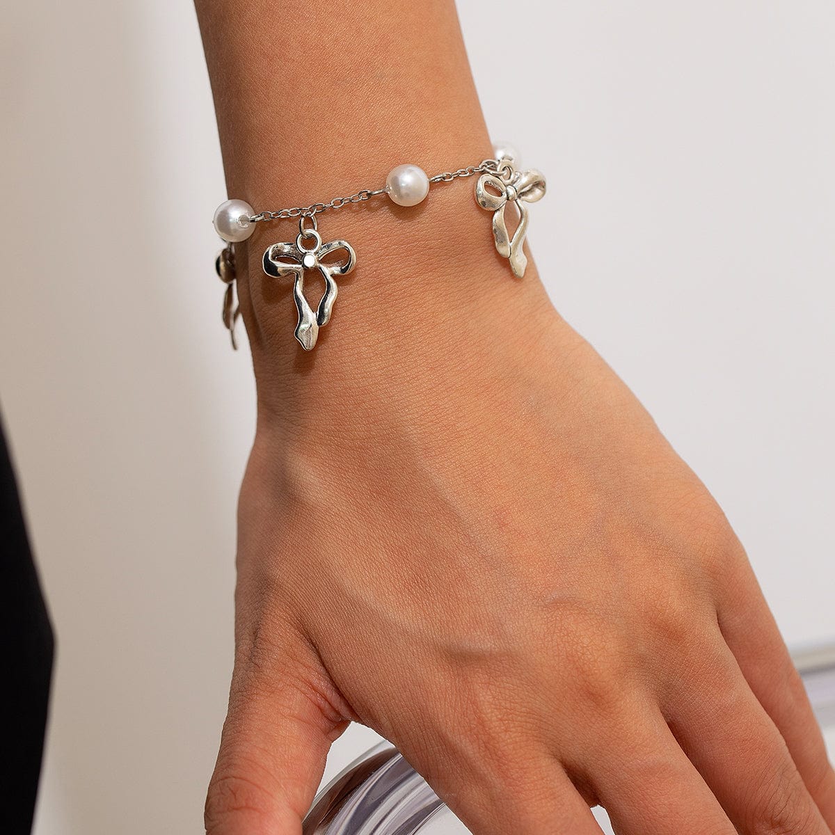 Dainty Bowknot Tassel Pearl Chain Bracelet