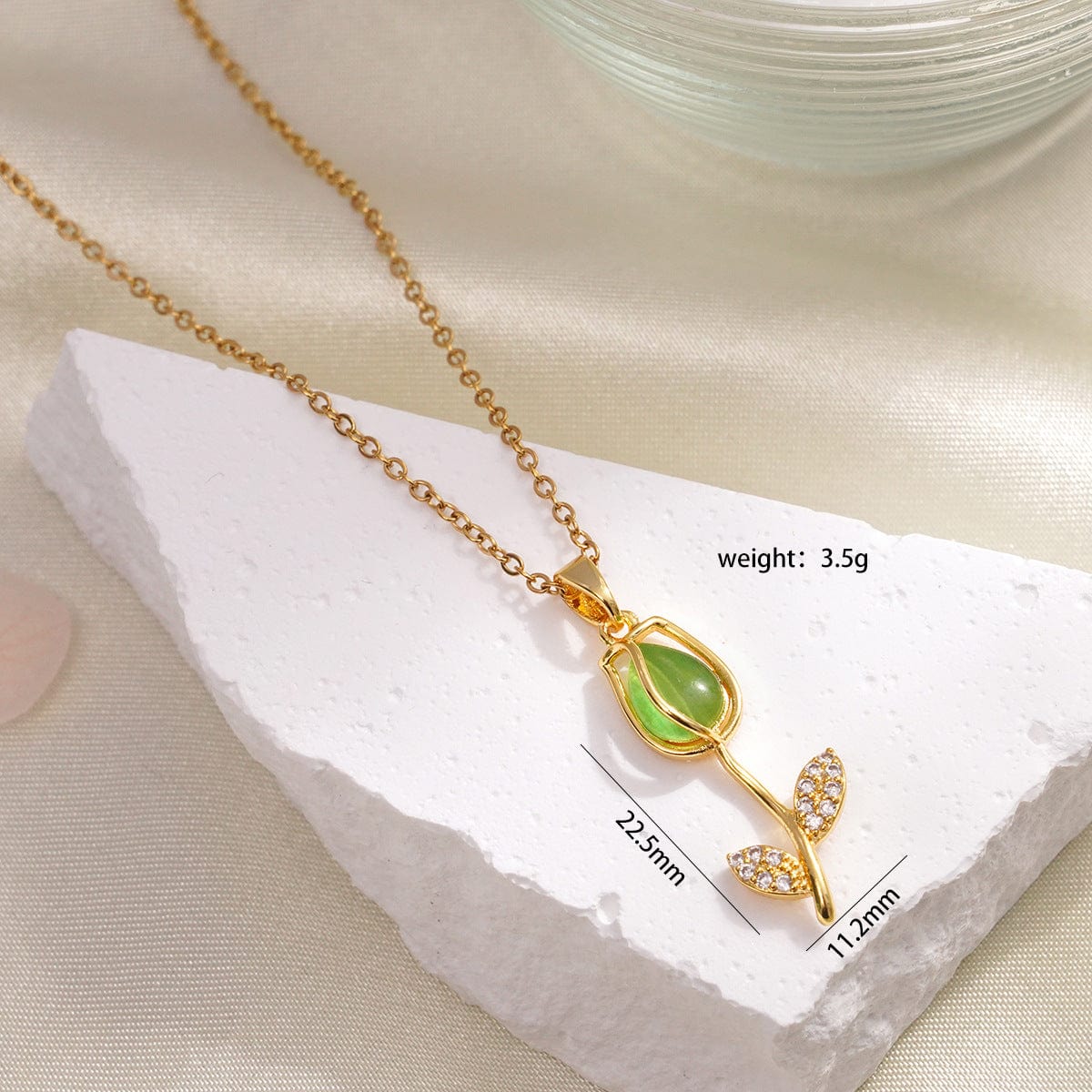 Dainty Rhinestone Inlaid Crystal Tulip Pendant Necklace