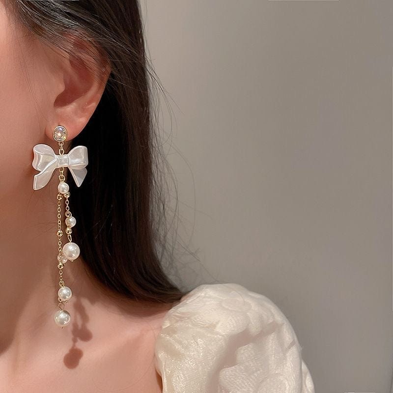 Dainty Rhinestone Inlaid Dangling Bowknot Pearl Earrings