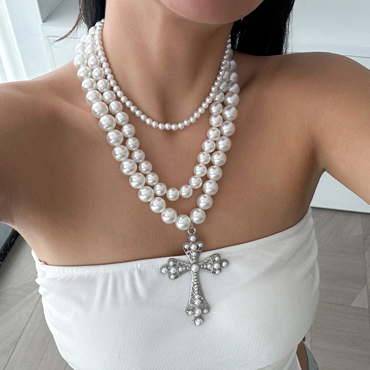 Elegant 3pcs Cross Pendant Pearl Chain Necklace Set