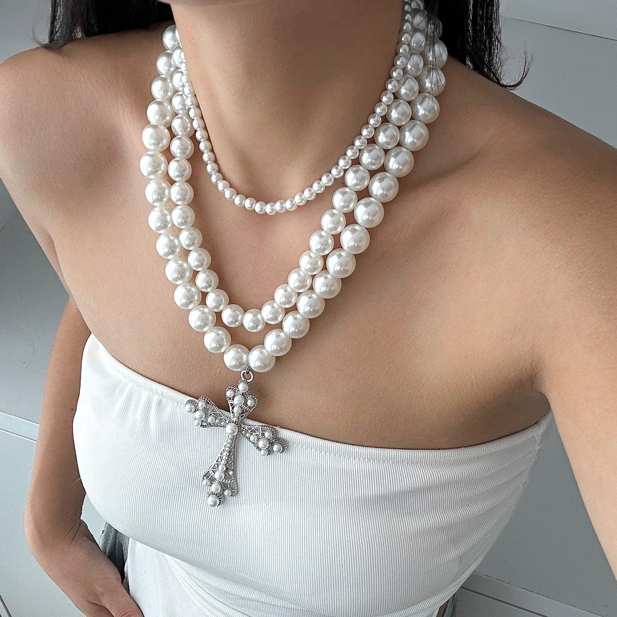 Elegant 3pcs Cross Pendant Pearl Chain Necklace Set