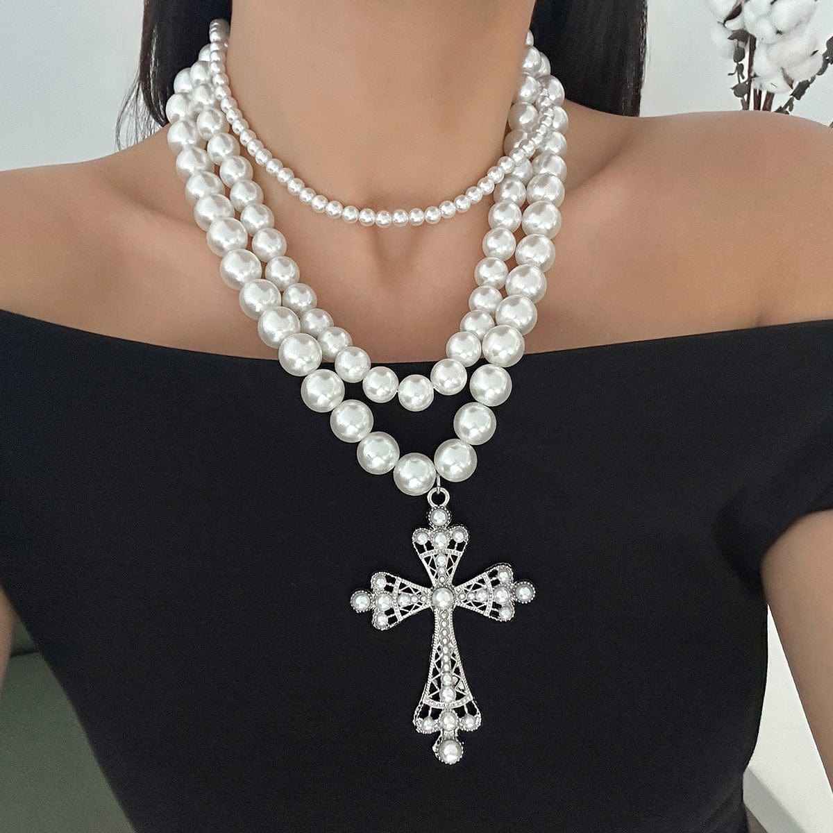 Elegant 3pcs Cross Pendant Pearl Chain Necklace Set