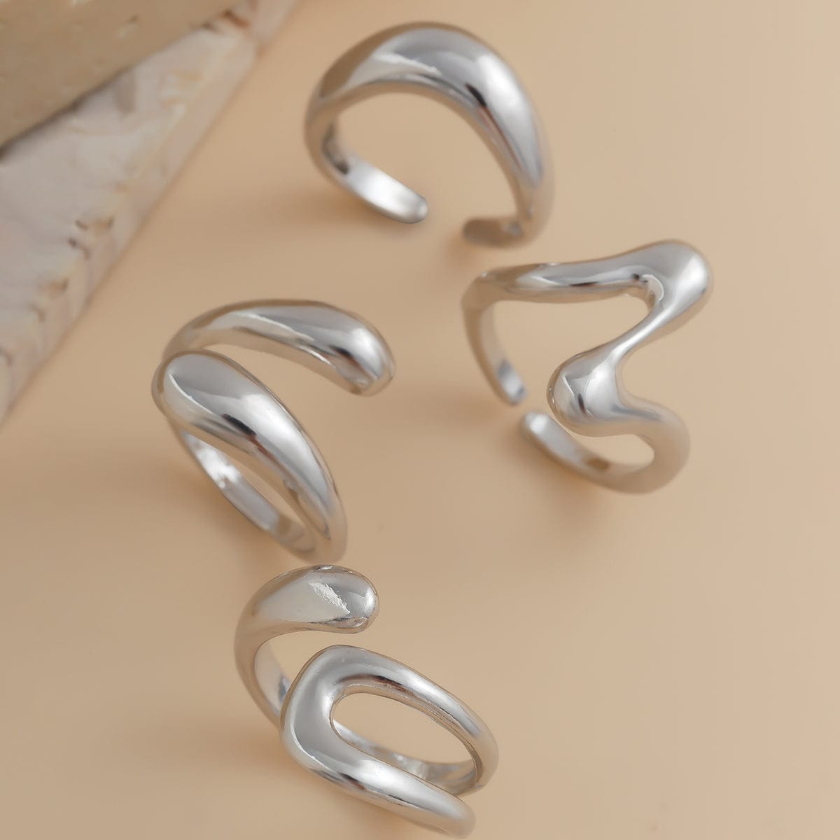 Elegant 4Pcs Metallic Waterdrop Open Ring Set