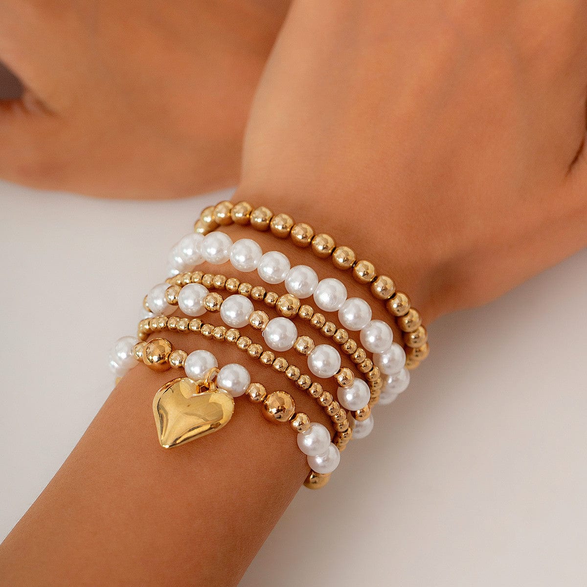 Elegant 6pcs Heart Charm Pearl Chain Stackable Bracelet Set