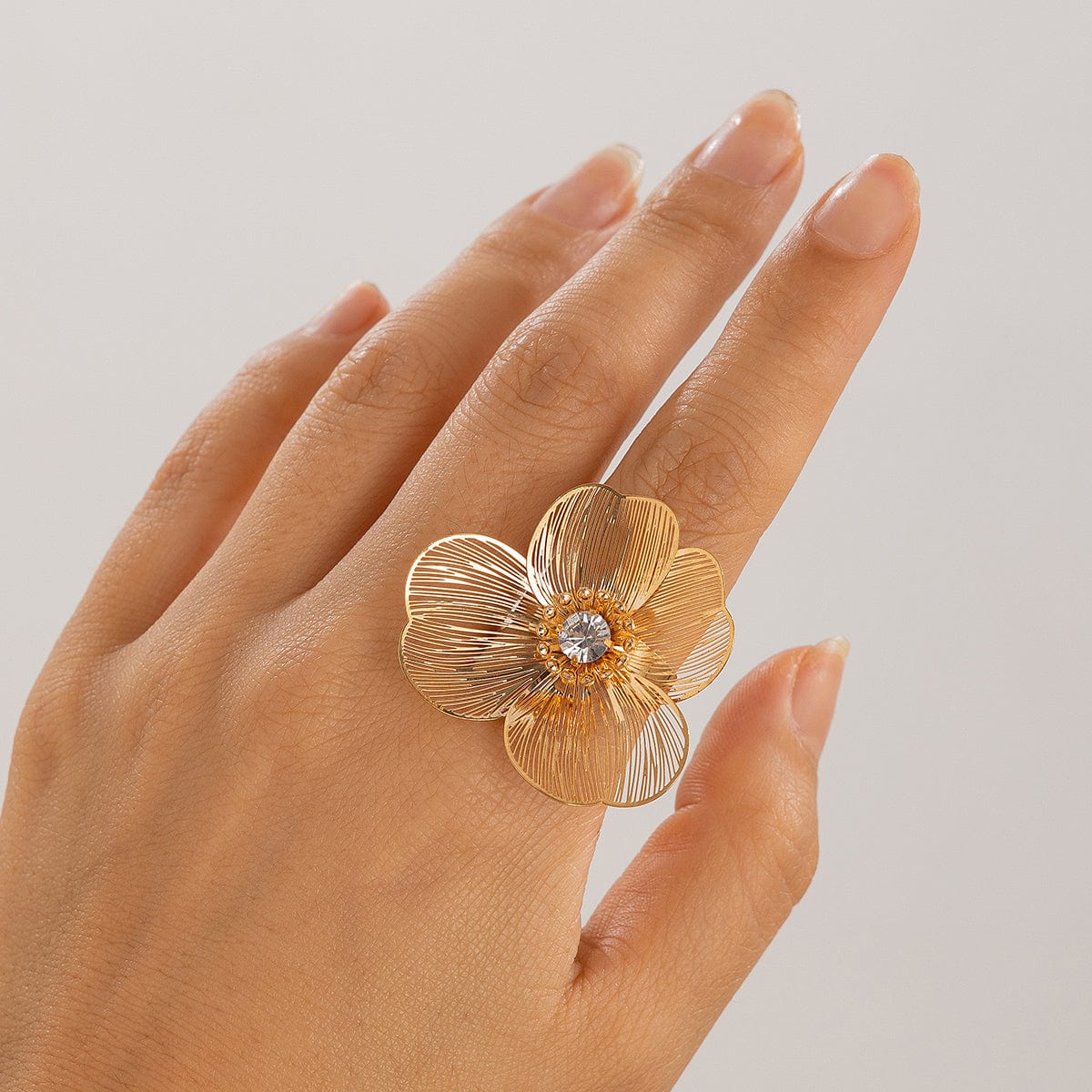 Elegant Abstract Rhinestone Inlaid Flower Ring