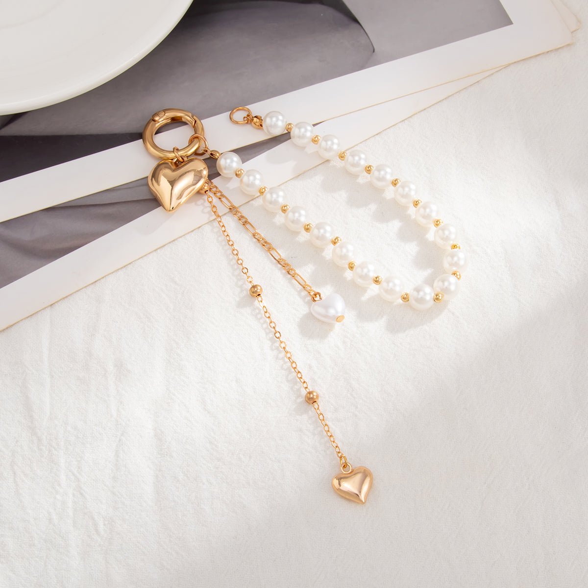 Elegant Gold Tone Heart Pendant Pearl Keychain - ArtGalleryZen