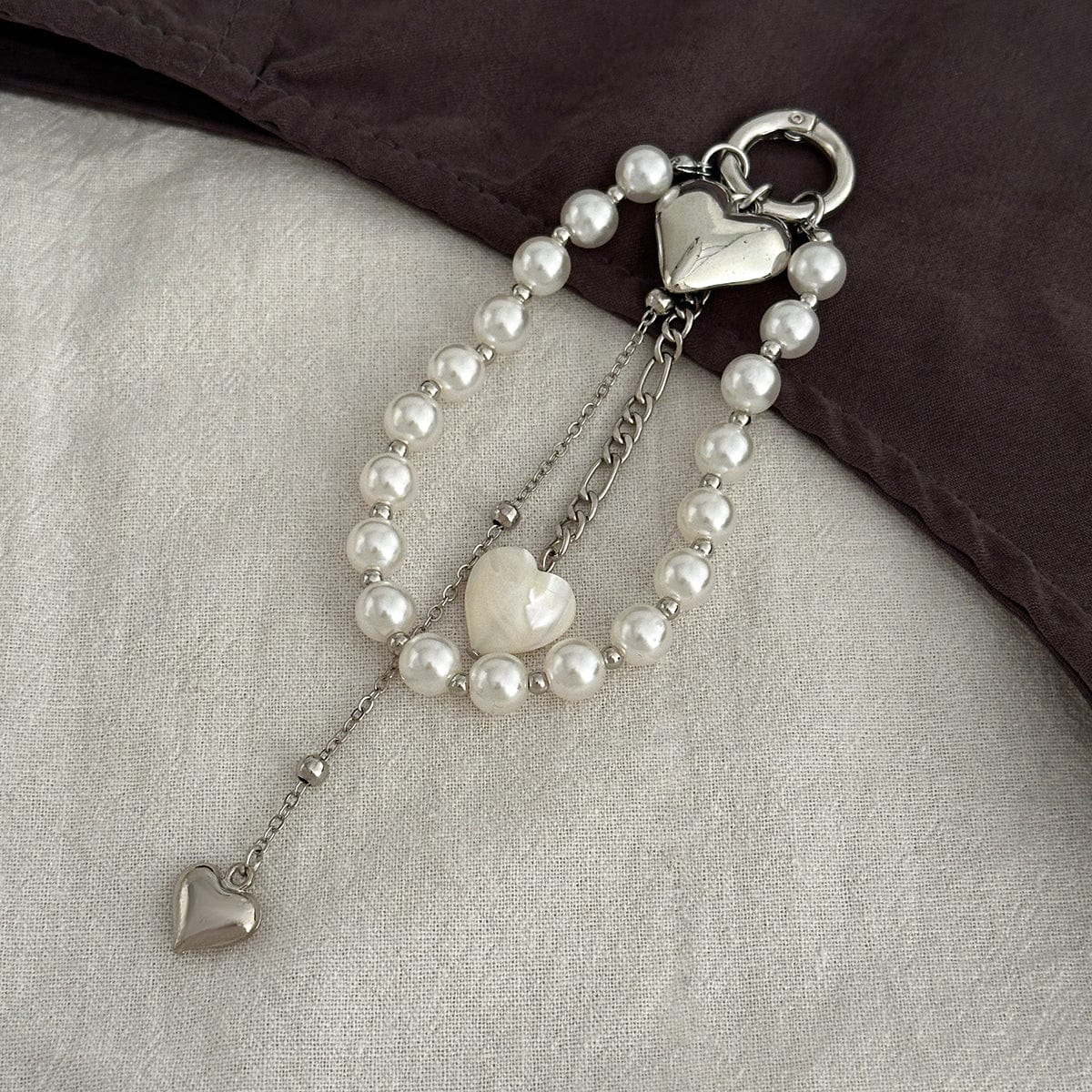 Elegant Heart Shell Pendant Pearl Keychain - ArtGalleryZen