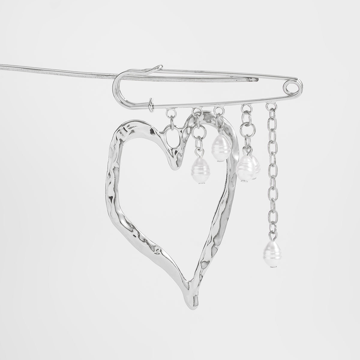 Elegant Hollow Heart Pearl Tassel Pin Brooch - ArtGalleryZen