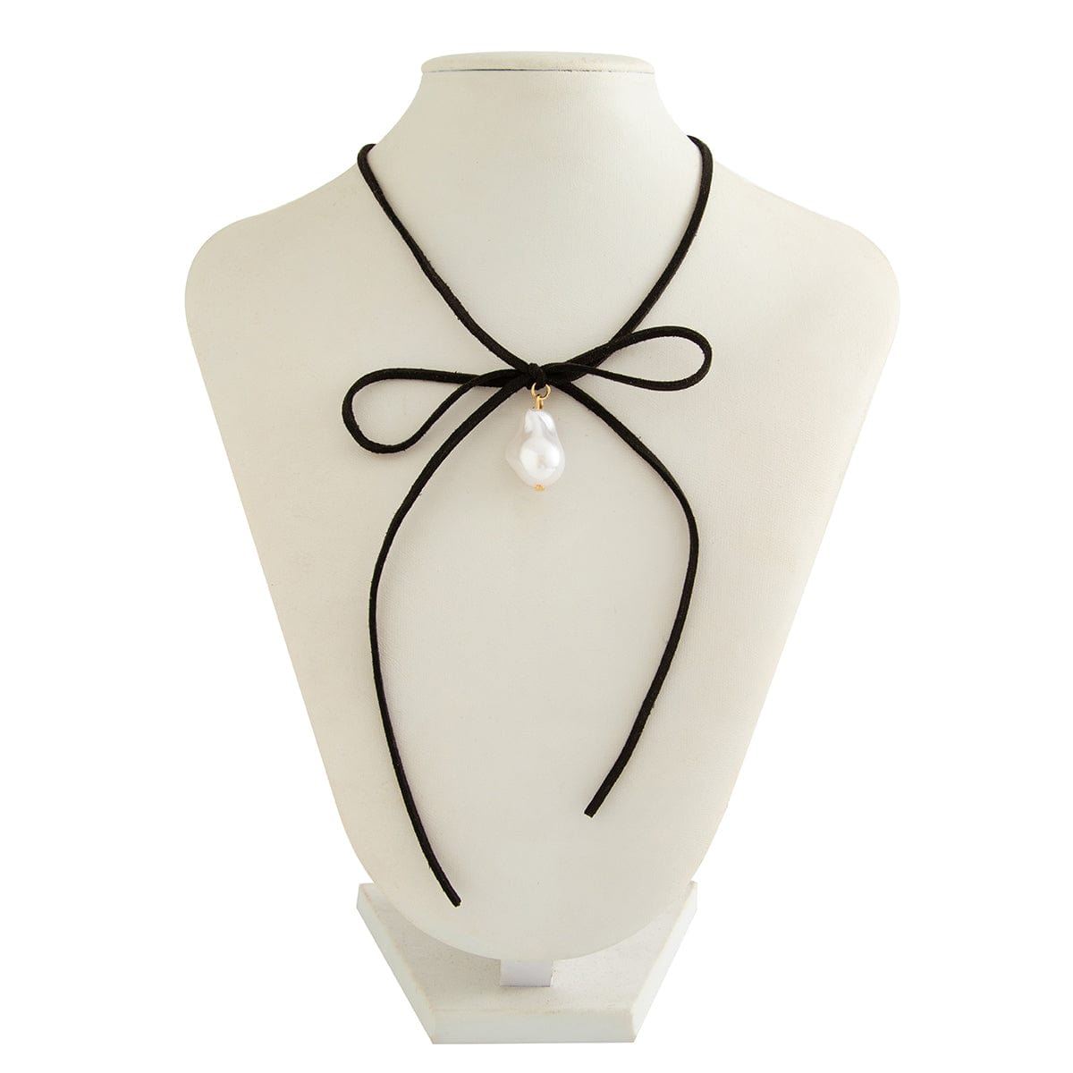 Elegant Irregular Pearl Charm Velvet Necklace