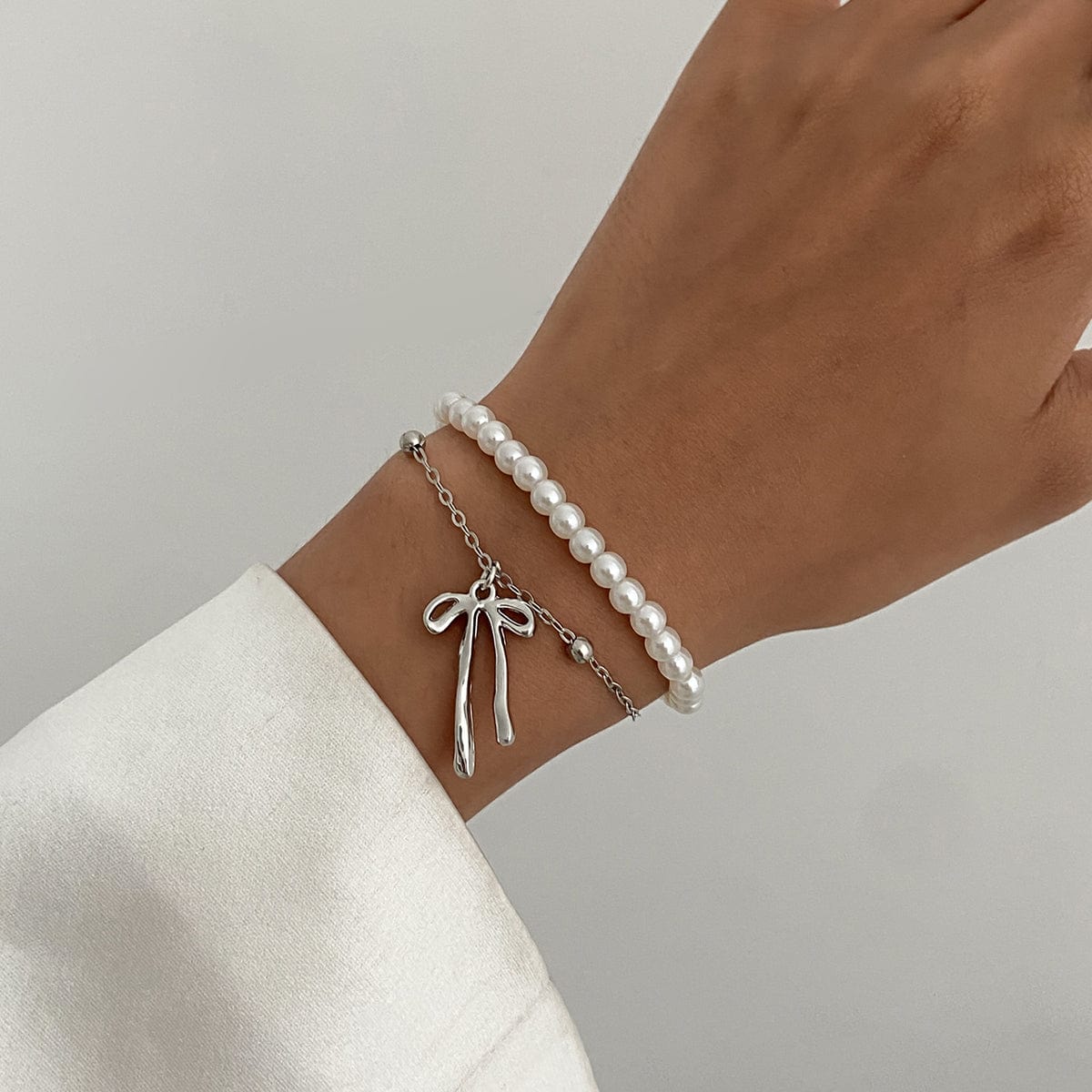 Elegant Layered Bowknot Pendant Pearl Chain Bracelet - ArtGalleryZen