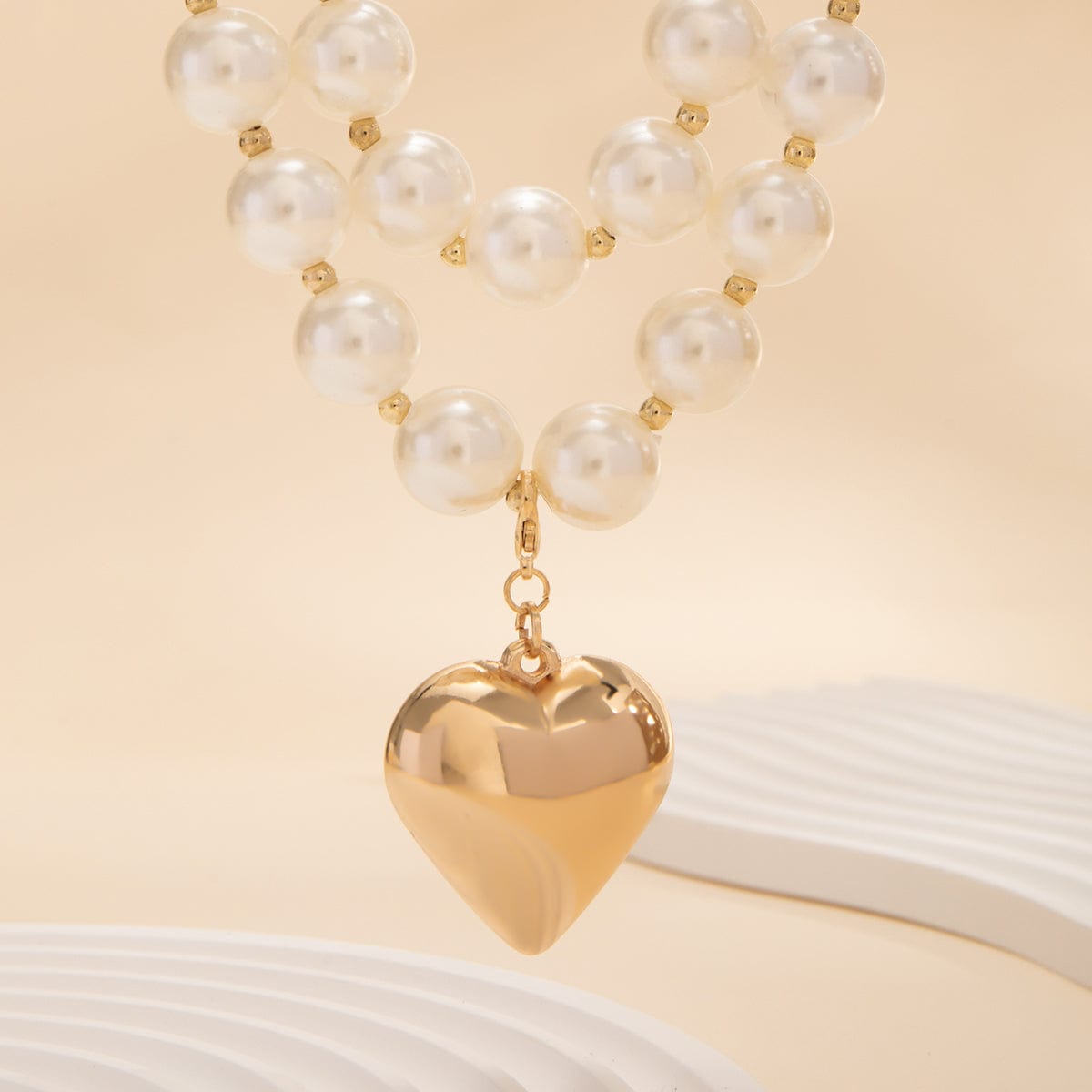 Elegant Layered Heart Pendant Chunky Pearl Chain Choker Necklace Set - ArtGalleryZen