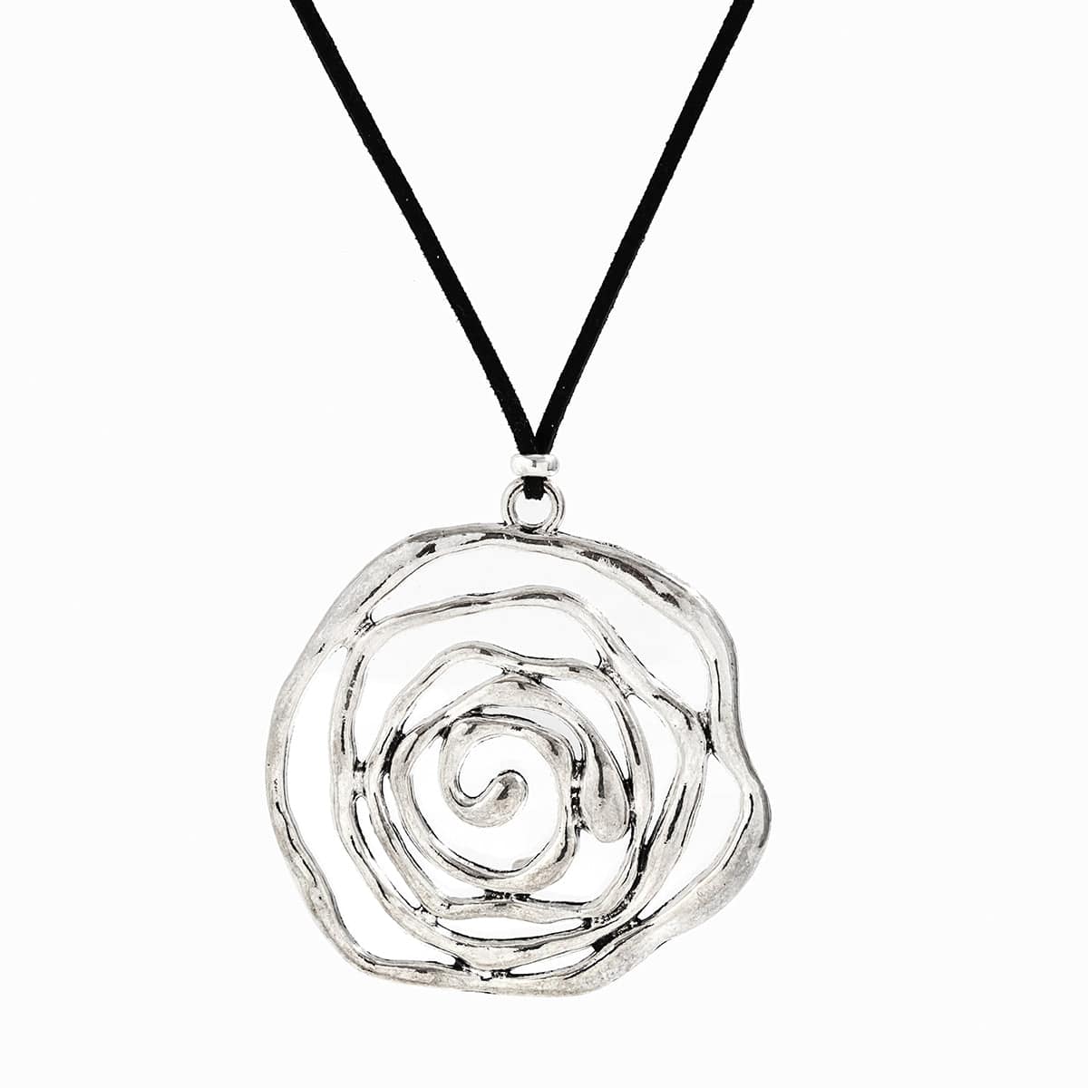 Elegant Layered Velvet Rose Pendant Choker Necklace - ArtGalleryZen