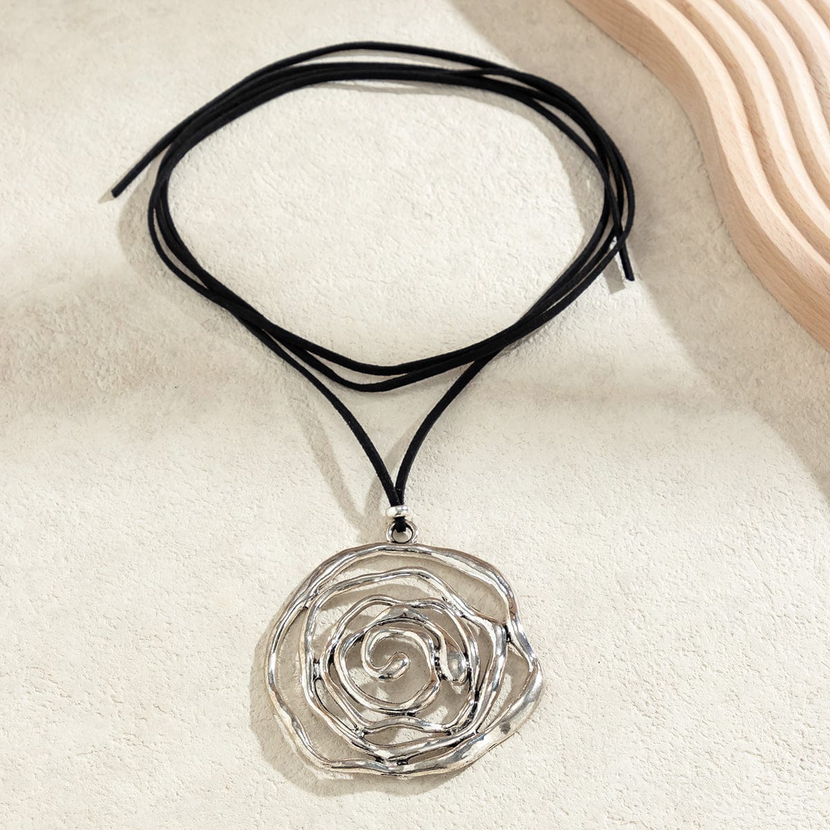 Elegant Layered Velvet Rose Pendant Choker Necklace - ArtGalleryZen