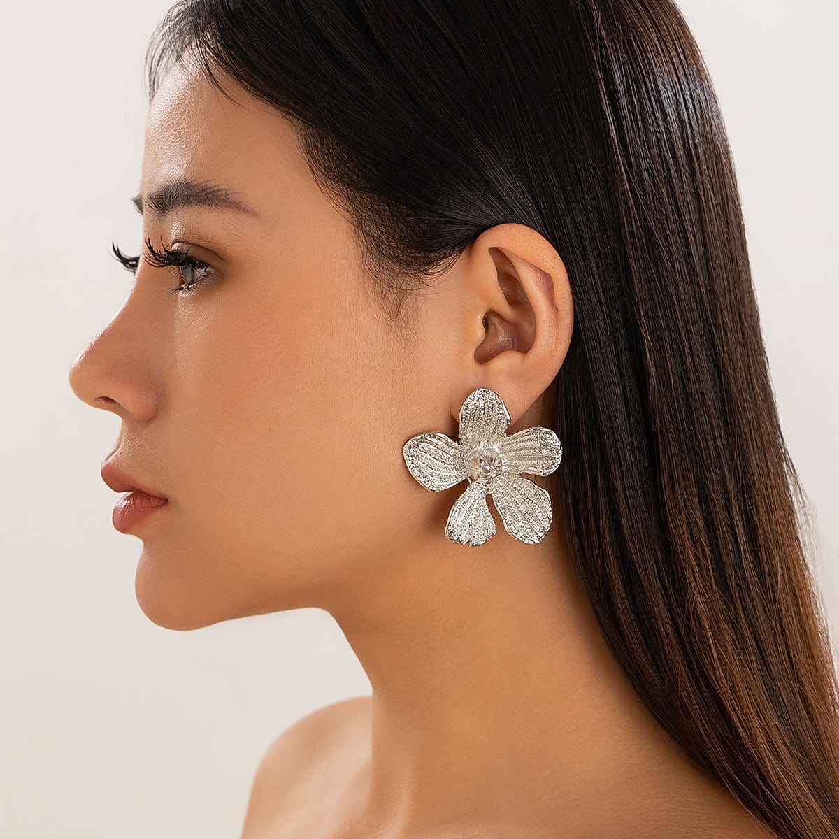 Elegant Metallic Textured Flower Earrings