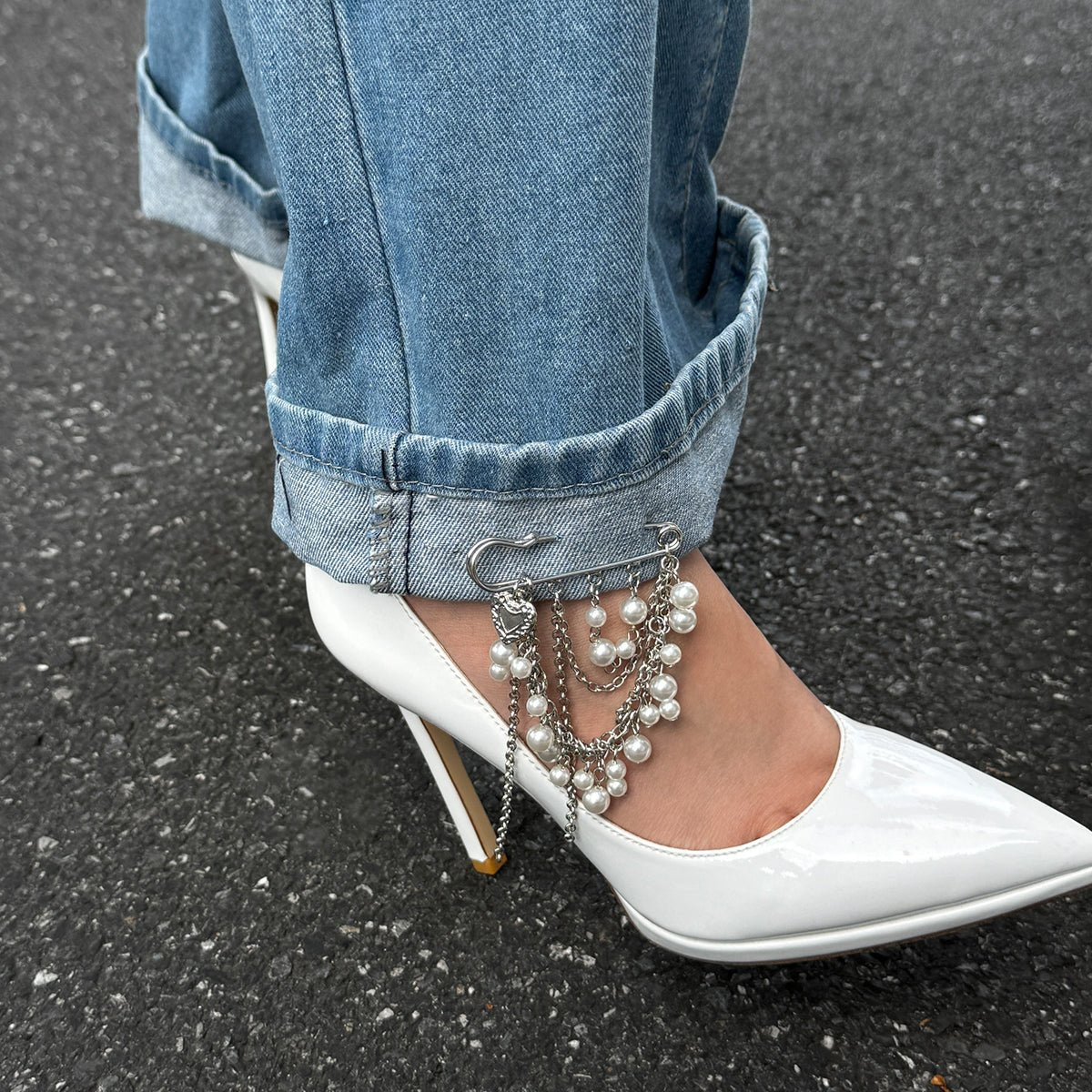 Elegant Pearl Heart Tassel Trouser Pin - ArtGalleryZen