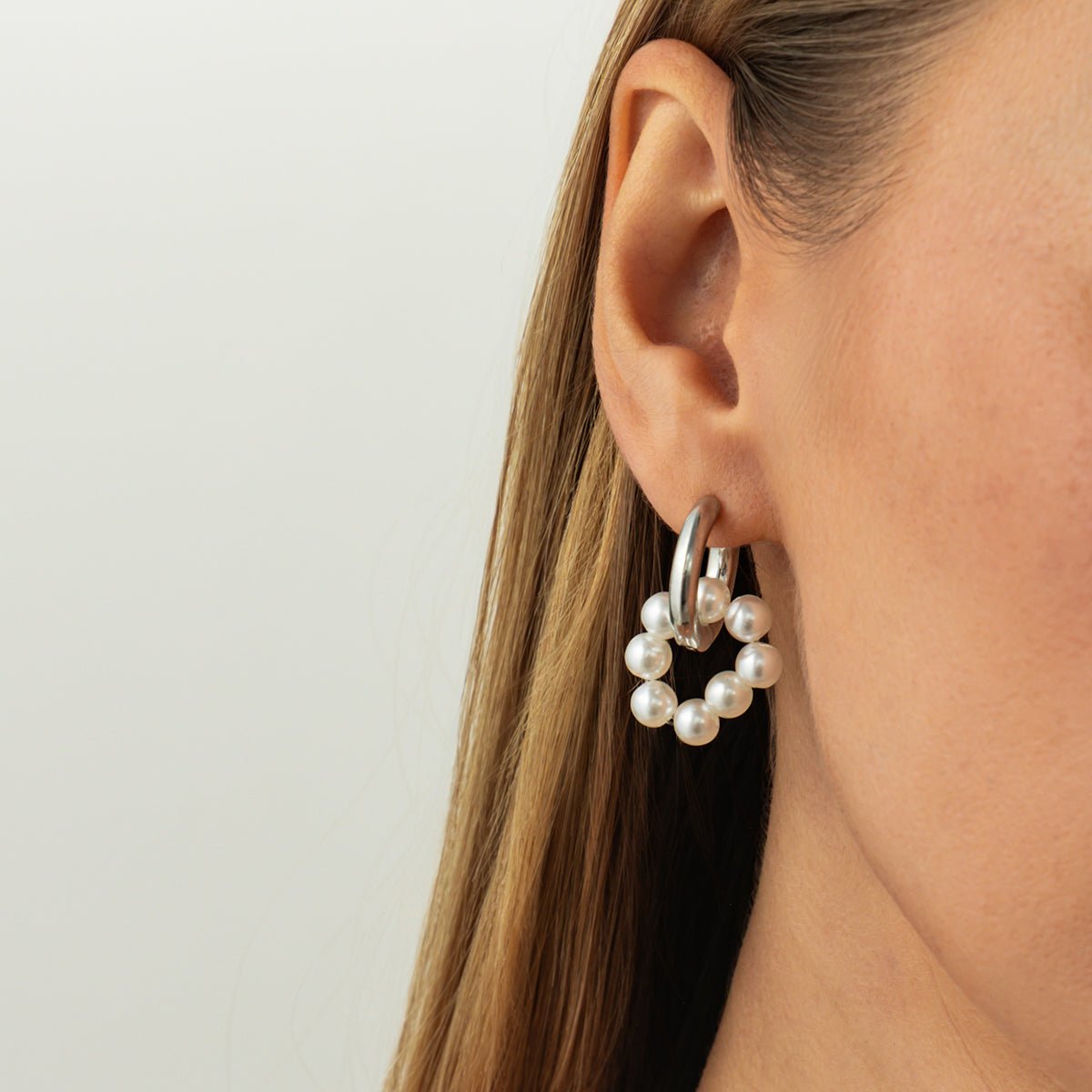 Elegant Rhinestone Heart Pearl Dangle Huggie Hoop Earrings - ArtGalleryZen