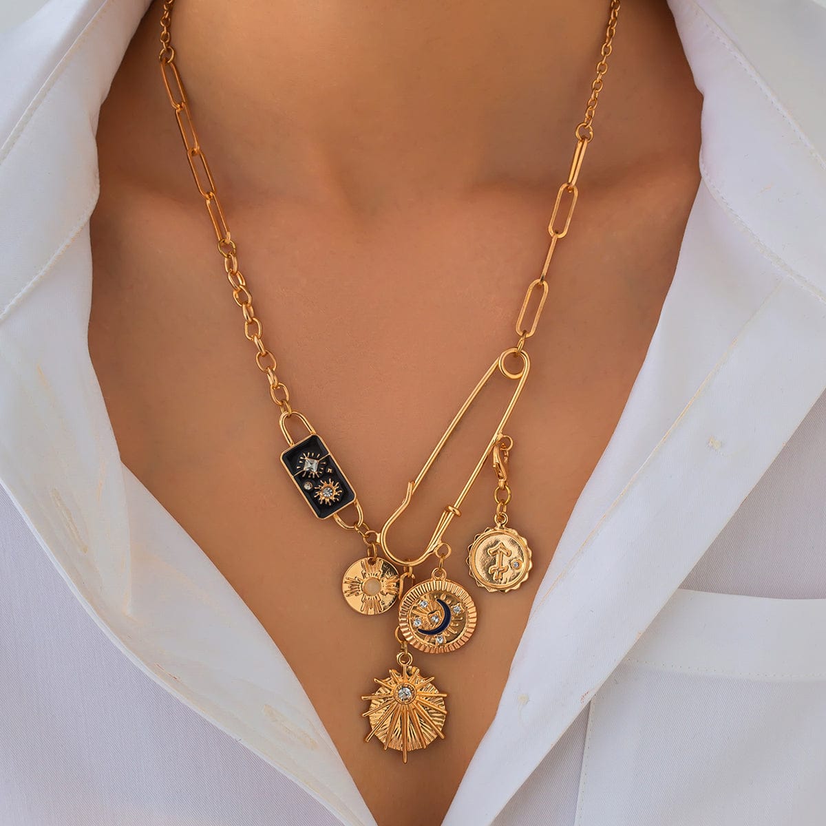 Elegant Rhinestone Inlaid Enamel Round Disk Square Charm Paperclip Necklace - ArtGalleryZen