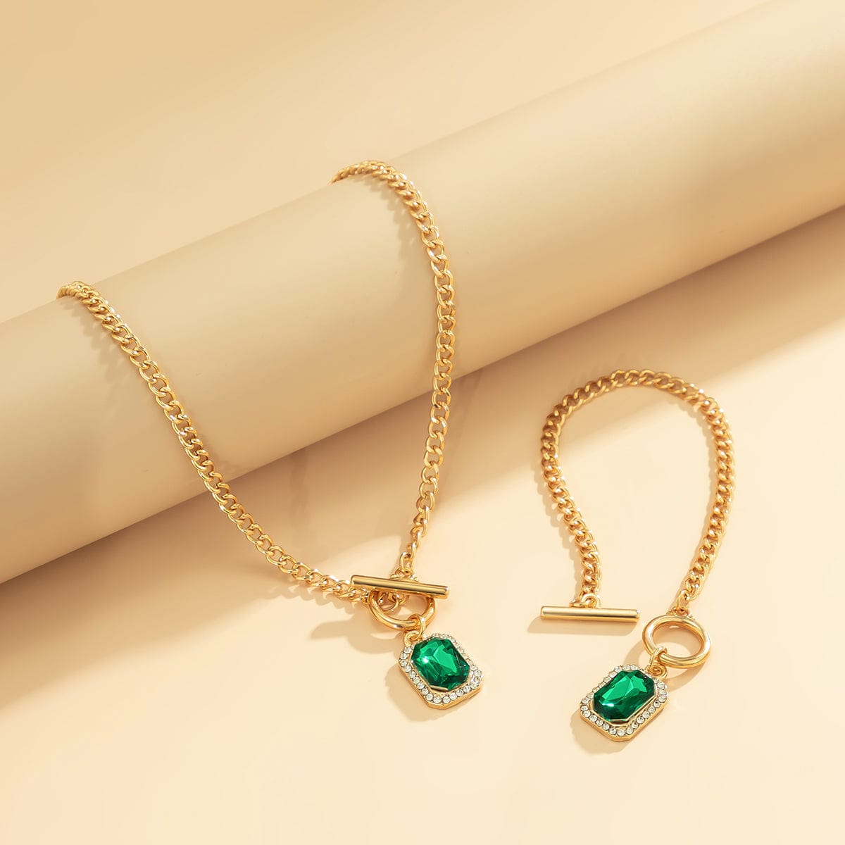 Elegant Toggle Clasp CZ Inlaid Emerald Pendant Curb Chain Necklace Bracelet Set - ArtGalleryZen