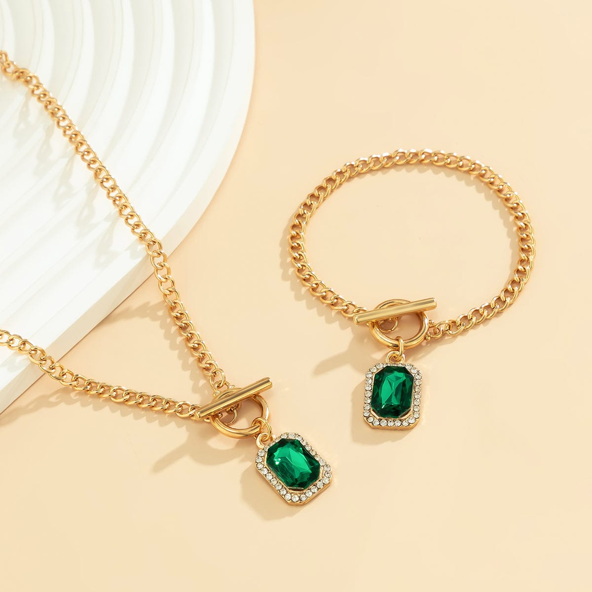 Elegant Toggle Clasp CZ Inlaid Emerald Pendant Curb Chain Necklace Bracelet Set - ArtGalleryZen