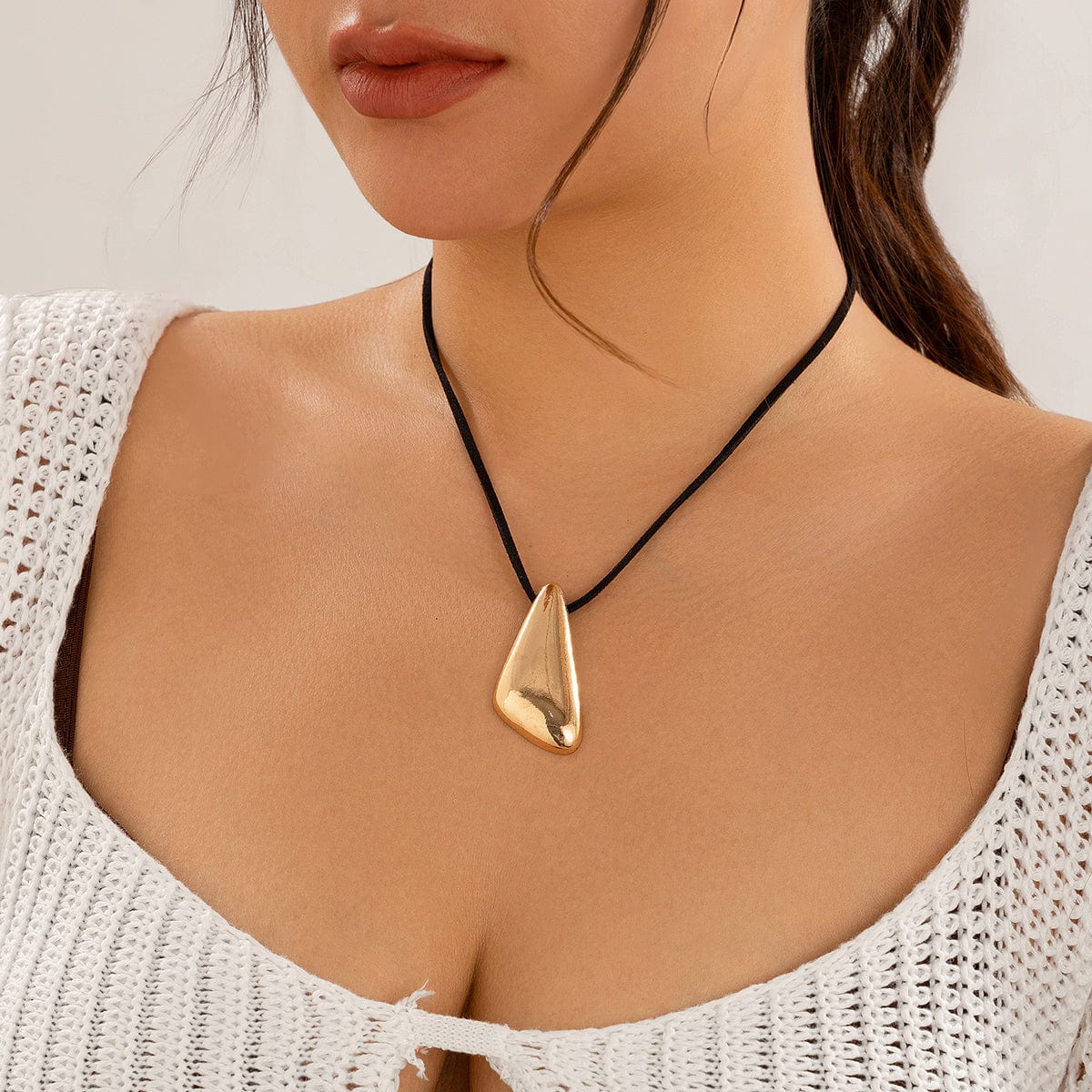 Elegant Velvet Triangle Pendant Necklace