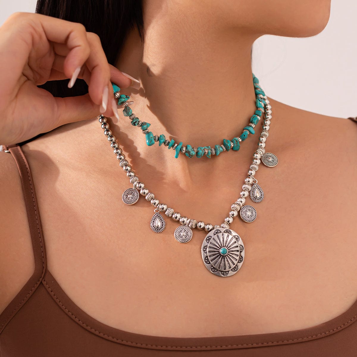 Ethnic Style 2pcs Pattern Round Disk Charm Turquoise Beaded Chain Necklace Set - ArtGalleryZen