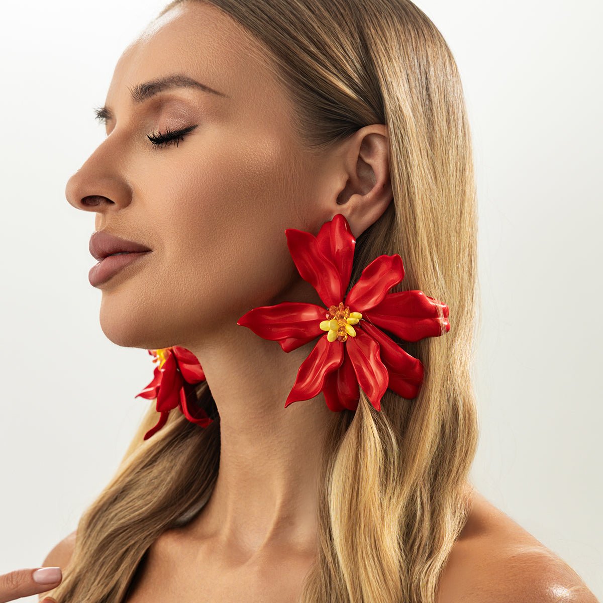 Exaggerated Red Flower Resin Stud Earrings - ArtGalleryZen