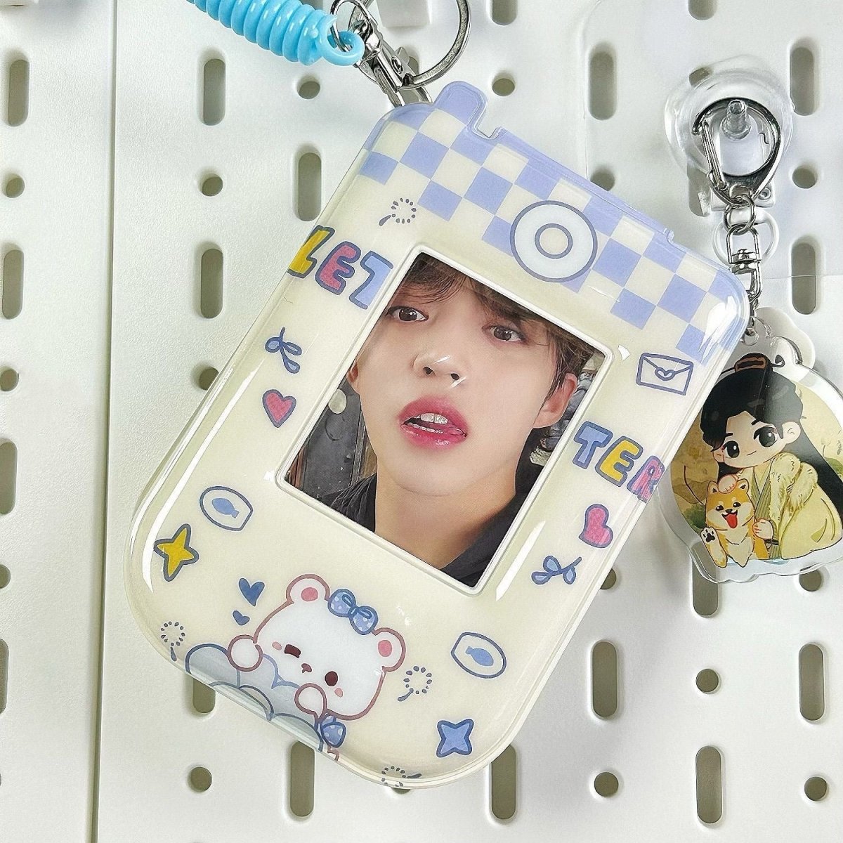 Foldable Phone Shaped Photocard Holder Keychain - PVC Card Case - ArtGalleryZen